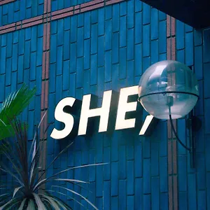 Otel She,